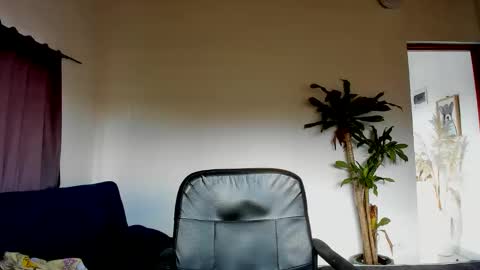 Cristian online show from 04/21/26, 03:07