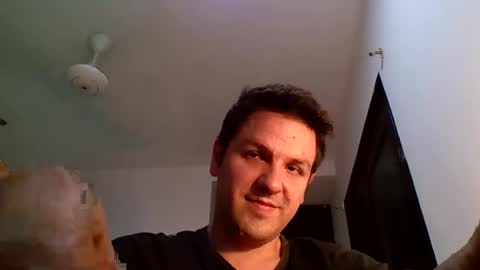 cristopher3042 online show from 11/09/25, 12:53