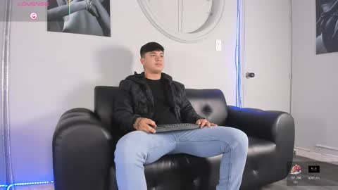 Cristopher online show from 02/04/26, 12:11