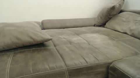 Snapshot of crisup1980 chatting on 11/19/25, 05:35 crisup1980 online show from 11/19/25, 05:35