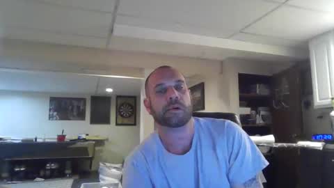 Snapshot of crm400 chatting on 05/09/26, 02:39 billybasement online show from 05/09/26, 02:39