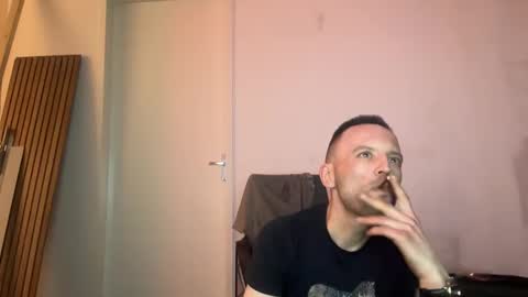 Snapshot of crobachh694772 chatting on 04/26/26, 11:57 Nickkk online show from 04/26/26, 11:57