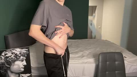 cronck52 online show from 11/21/25, 04:49