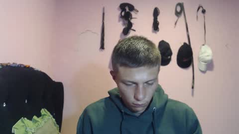 cronos_hot_888 online show from 03/03/26, 08:42