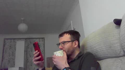 Cropper online show from 02/19/25, 06:54