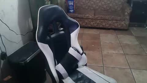 crossdressernola504 online show from 01/20/25, 01:00