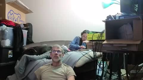 Crownandkat online show from 02/04/26, 07:58