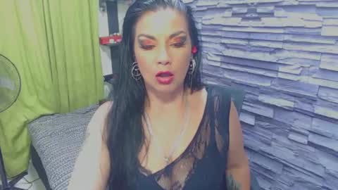 Snapshot of cruela_deviil chatting on 02/27/25, 07:55 cruela_deviil online show from 02/27/25, 07:55