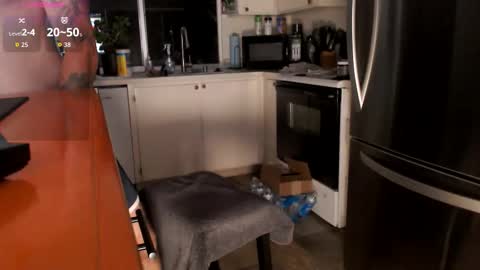 Snapshot of crushingunerds chatting on 10/16/25, 02:34 just a gaming nerd online show from 10/16/25, 02:34