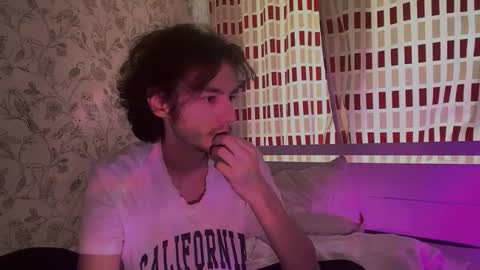 crybae0 online show from 03/05/26, 08:32