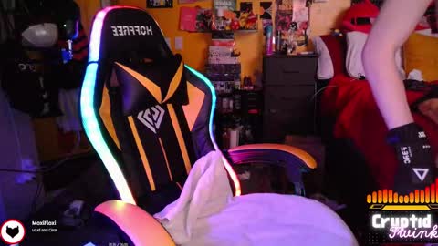 CryptidTwink online show from 02/27/26, 07:41