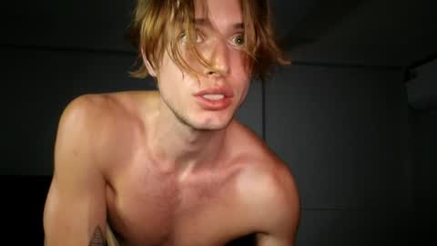 Snapshot of cryptongood chatting on 01/30/25, 02:36 Lin inst lingoodyy online show from 01/30/25, 02:36