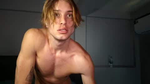 Snapshot of cryptongood chatting on 02/06/25, 03:16 Lin inst lingoodyy online show from 02/06/25, 03:16