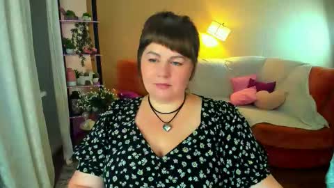 Anna online show from 09/13/25, 07:46