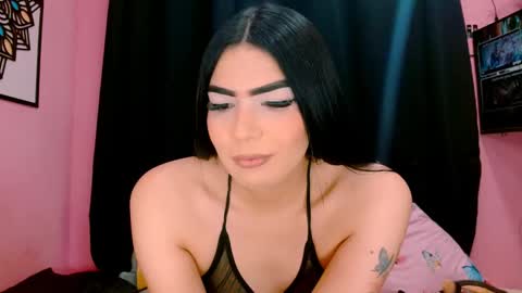 Snapshot of crystal420_ chatting on 09/29/25, 11:31 Instagram cristal espinosa1 online show from 09/29/25, 11:31