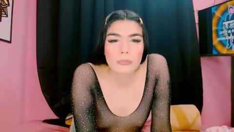 Snapshot of crystal420_ chatting on 10/19/25, 05:19 Instagram cristal espinosa1 online show from 10/19/25, 05:19