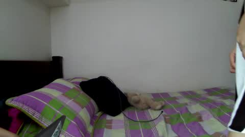 Snapshot of crystal5358 chatting on 02/25/25, 05:08 crystal5358 online show from 02/25/25, 05:08