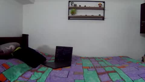 Snapshot of crystal5358 chatting on 09/15/25, 06:46 crystal5358 online show from 09/15/25, 06:46