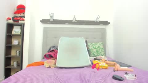 Snapshot of crystal_butterfly1 chatting on 02/01/25, 02:24 crystal_butterfly1 online show from 02/01/25, 02:24