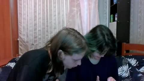 Snapshot of crystal_porn_love chatting on 02/08/25, 07:04 Crystal and Marcl online show from 02/08/25, 07:04