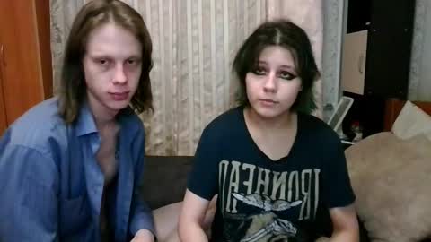 Snapshot of crystal_porn_love chatting on 02/22/25, 09:15 Crystal and Marcl online show from 02/22/25, 09:15