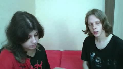 Snapshot of crystal_porn_love chatting on 09/24/25, 01:14 Crystal and Marcl online show from 09/24/25, 01:14