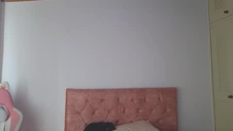 Crystal Blaze online show from 10/13/25, 03:45