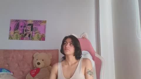 Crystal Blaze online show from 11/22/25, 03:11