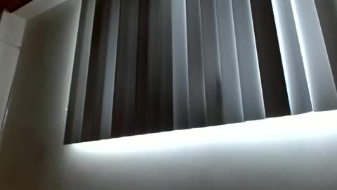 Crystal Blaze online show from 05/24/26, 03:50