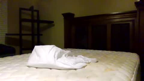 Snapshot of crystalbarbie214 chatting on 11/12/25, 12:22 crystalbarbie214 online show from 11/12/25, 12:22