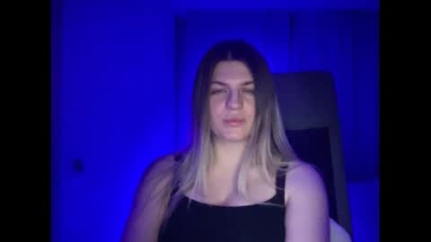 crystalblush01 online show from 03/28/26, 07:35