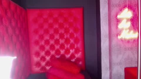 Crystal online show from 11/13/25, 08:02