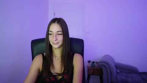 Crystalbrunette18 online show from 06/21/26, 06:10