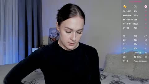 Snapshot of crystalcandies chatting on 01/09/25, 10:41 Arina online show from 01/09/25, 10:41