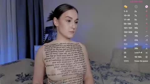 Snapshot of crystalcandies chatting on 02/10/25, 11:02 Arina online show from 02/10/25, 11:02