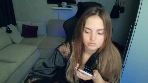 crystalemily online show from 11/13/25, 08:19