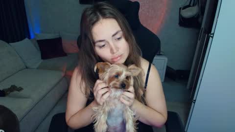 crystalemily online show from 11/26/25, 08:10