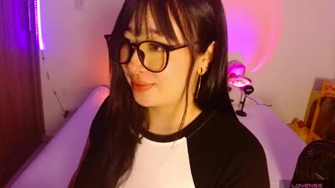 Snapshot of crystalitesq chatting on 05/30/26, 01:35 Olivia online show from 05/30/26, 01:35
