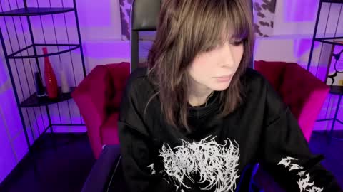 crystallbloom online show from 04/01/26, 01:50