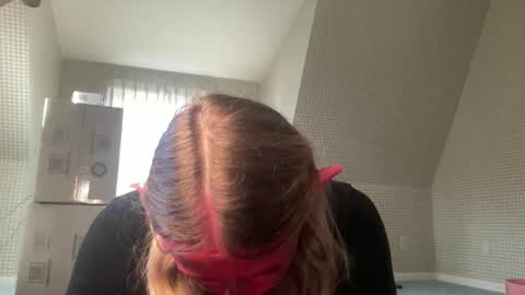 CrystalBabyy online show from 10/30/25, 09:15