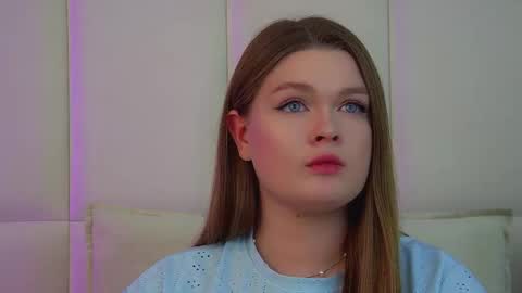 Crystal online show from 03/25/26, 06:19