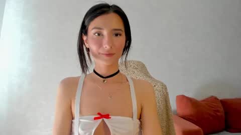 Snapshot of crystalnut chatting on 06/29/26, 02:51 Maria online show from 06/29/26, 02:51