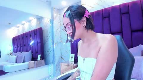 Crystal online show from 02/19/26, 09:00