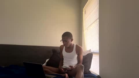 BlacTrojan OF online show from 11/17/25, 04:13