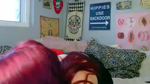     online show from 11/15/25, 06:26