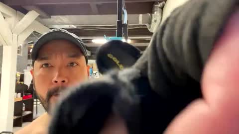 cubinheat online show from 11/24/25, 04:40