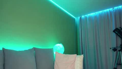 Alexia online show from 01/12/25, 02:19