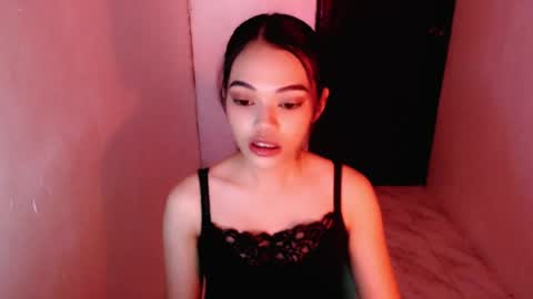 cuddlepunk_bubble online show from 05/22/26, 03:50