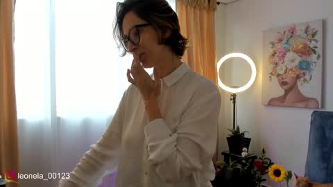 Snapshot of cuddlingbunnny chatting on 02/02/26, 05:22 Leonela online show from 02/02/26, 05:22