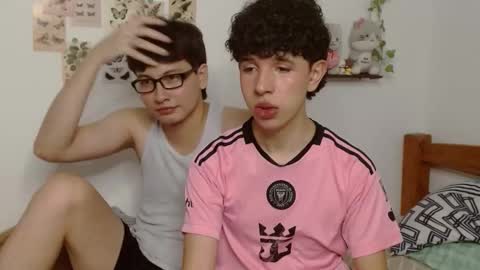 Snapshot of cuddly_and_jinx chatting on 03/04/26, 07:31 cuddly_and_jinx online show from 03/04/26, 07:31